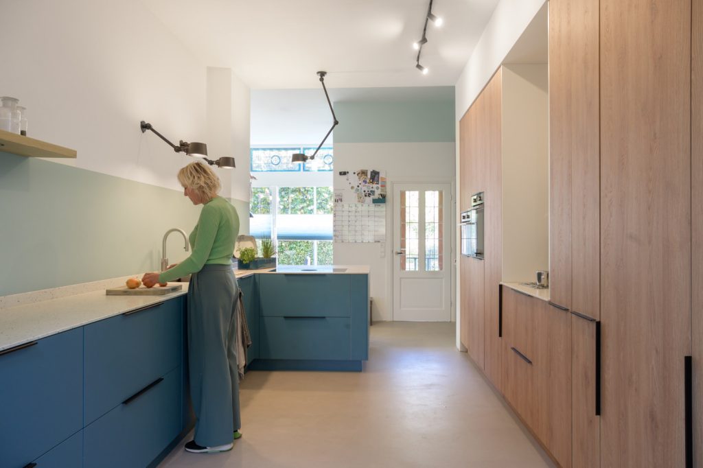 Duurzaam ontworpen interieur en maatwerk keuken door Designstudio Jantien Broere